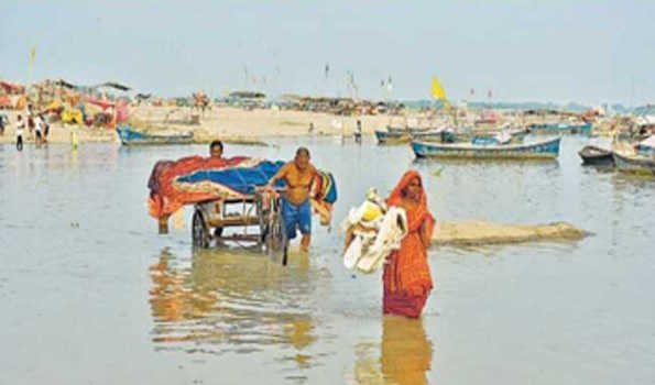 प्रयागराज में गंगा-यमुना के जलस्तर में लगातार वृद्धि