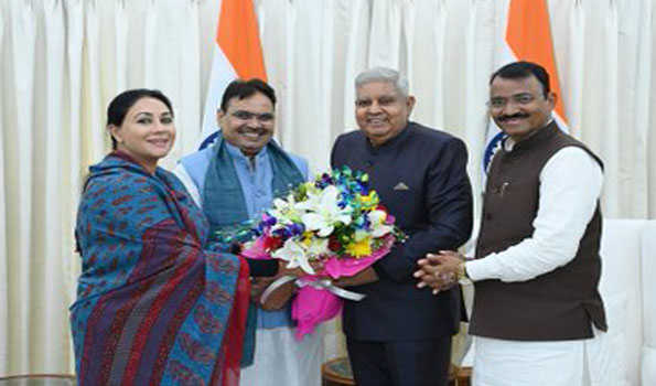 राजस्थान के मुख्यमंत्री और उप मुख्यमंत्रियों ने धनखड़ से मुलाकात की