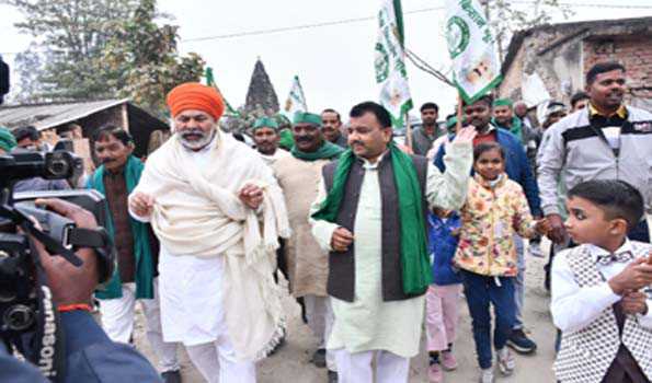 राकेश टिकैत ने रामलला के दरबार में लगायी हाजिरी
