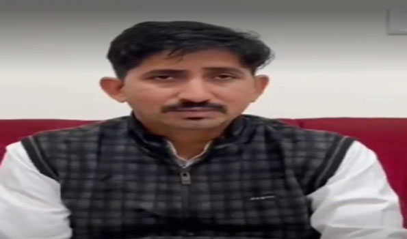 रोत सड़क दुर्घटना में बाल-बाल बचे