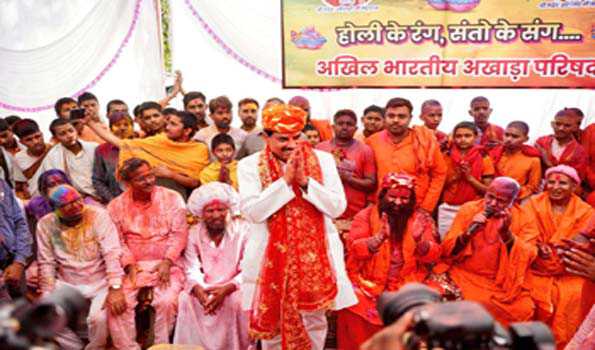 साधु-संतों का स्नेह और आशीर्वाद इस जन्म की सबसे बड़ी उपलब्धि: यादव