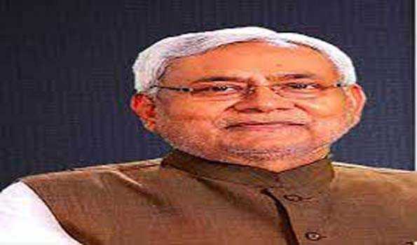 सारण : नीतीश ने जिले में चल रहे विकास कार्यों से सम्बन्धित समीक्षा बैठक की