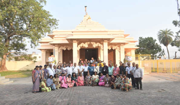 सम्मेद शिखर धार्मिक यात्रा ऋषभदेव तीर्थ हस्तिनापुर पहुंची