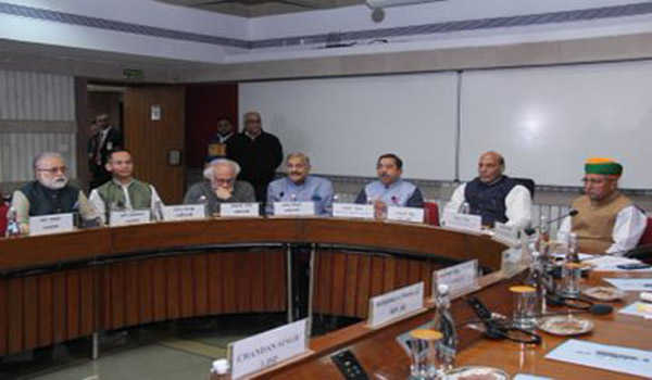संसद में किसी भी मुद्दे पर चर्चा हेतु नियमानुसार स्वीकृति लें, बहस के लिए अनुकूल वातावरण बनाए
