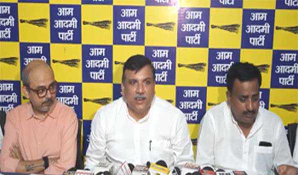 संवेदनहीनता और भ्रष्टाचार के चरम पर है योगी सरकार