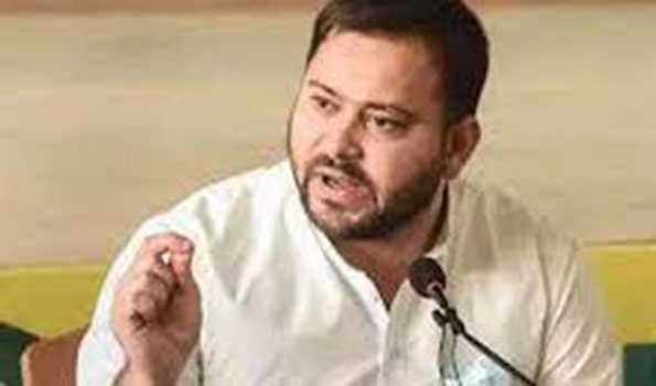 सरकार चलाने में सक्षम नहीं नीतीश, नौकरशाह ले रहे फैसले : तेजस्वी