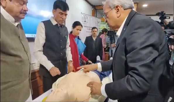 सीपीआर के प्रति जागरुकता आवश्यक: डॉ. मांडविया
