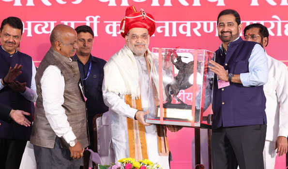 शाह ने पुणे में थोरेल बाजीराव की प्रतिमा का किया अनावरण