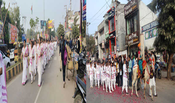 सुलतानपुर में राष्ट्र सेविका समिति की कार्यकर्ताओं का निकला पथ संचलन