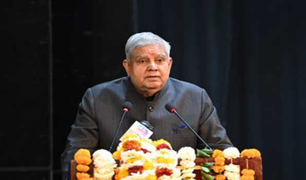 स्वस्थ जीवनशैली अपनाएं: धनखड़