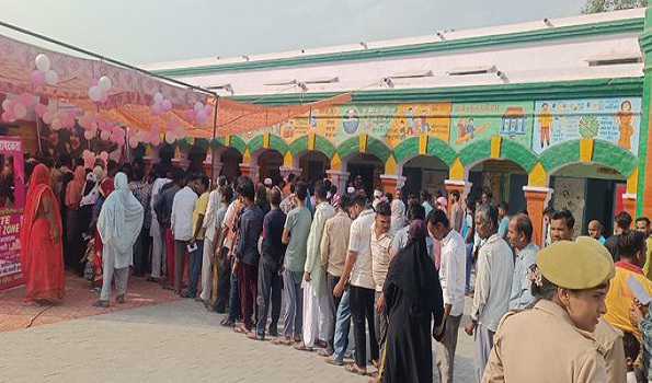उप्र में दोपहर एक बजे तक 38.12 फीसदी मतदान
