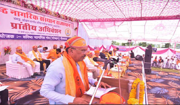 वरिष्ठ नागरिकों के हित में जो भी संभव होगा किया जायेगा-देवनानी