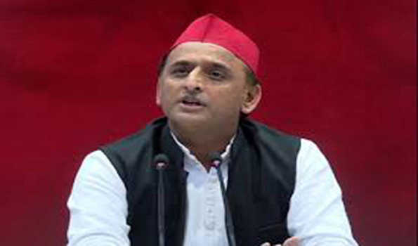 विधानसभा उप चुनाव के लिए जी जान से जुट जाएं सपाई: अखिलेश