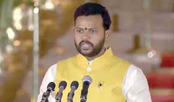 विमान दुर्घटना की विस्तृत जांच करायी जायेगी: नायडू